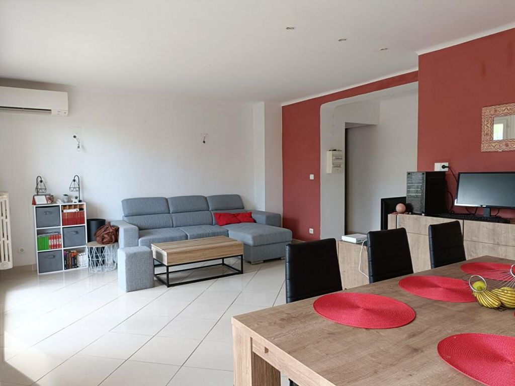 Achat appartement à vendre 4 pièces 69 m² - Cuers