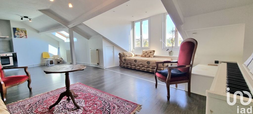 Achat appartement à vendre 4 pièces 80 m² - Charleville-Mézières