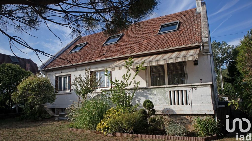 Achat maison à vendre 4 chambres 118 m² - Aubergenville