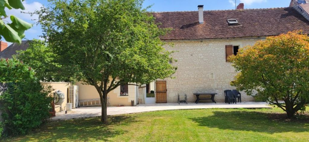 Achat maison à vendre 3 chambres 195 m² - Coussay-les-Bois