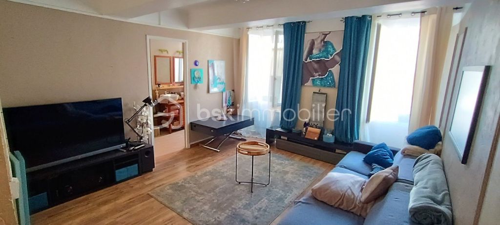 Achat maison à vendre 2 chambres 114 m² - Gonfaron