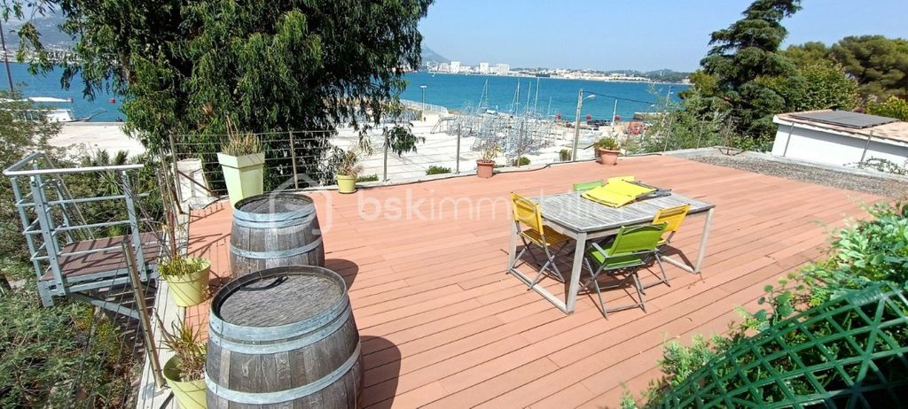 Achat maison à vendre 3 chambres 167 m² - La Seyne-sur-Mer