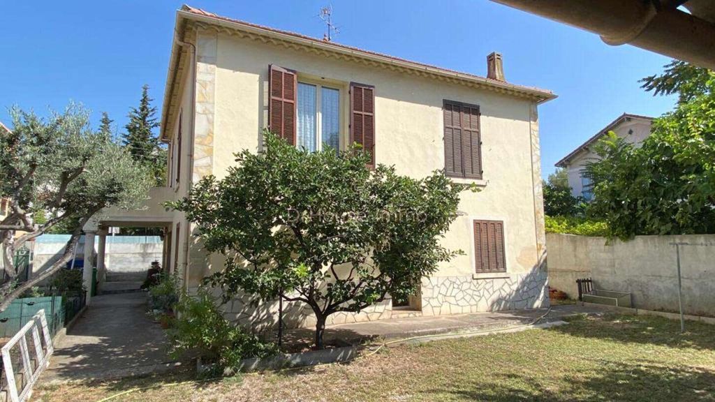 Achat maison à vendre 3 chambres 93 m² - Toulon