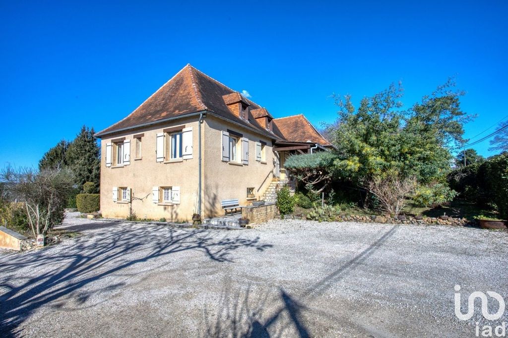 Achat maison à vendre 4 chambres 195 m² - Proissans