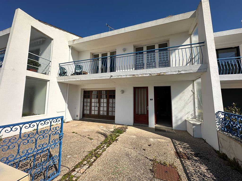 Achat maison à vendre 4 chambres 136 m² - Saint-Gilles-Croix-de-Vie