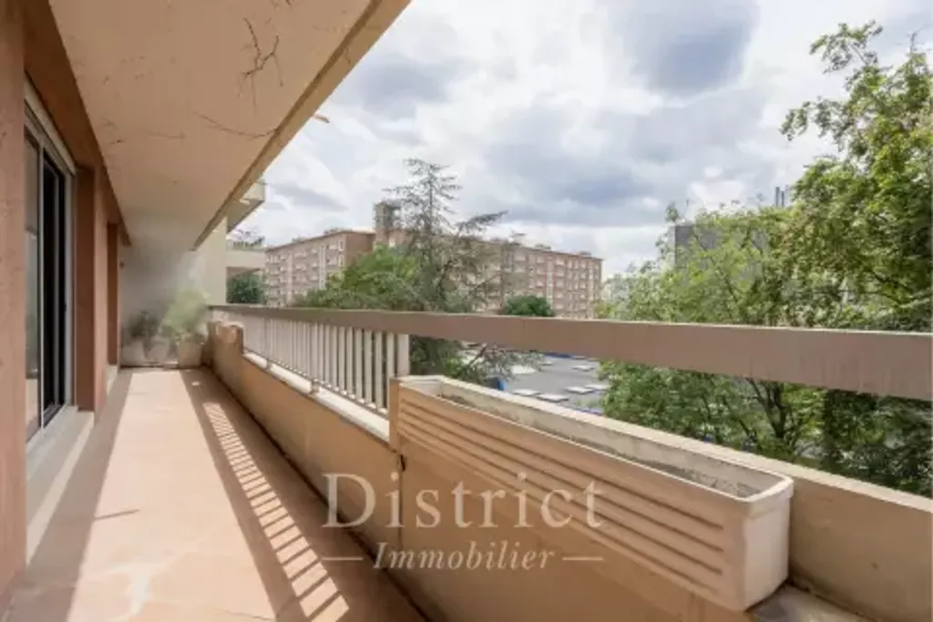 Achat appartement à vendre 5 pièces 102 m² - Paris 15ème arrondissement