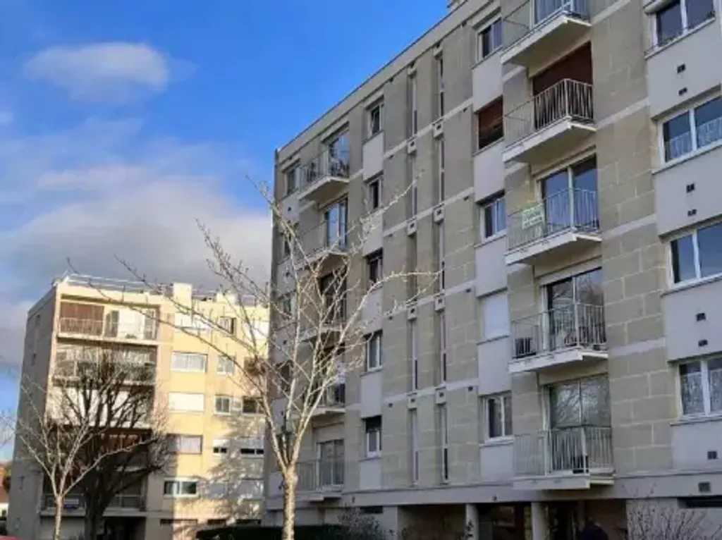 Achat appartement à vendre 3 pièces 52 m² - Épernon