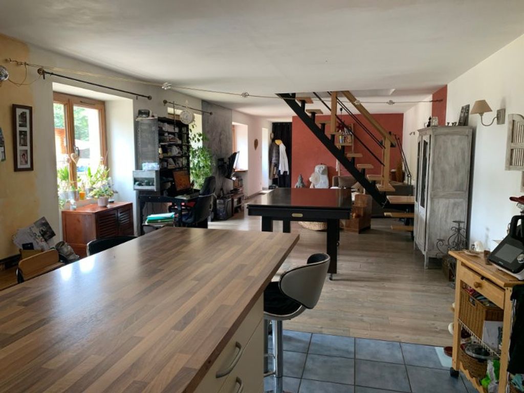 Achat maison à vendre 3 chambres 135 m² - Saint-Léger-sur-Dheune