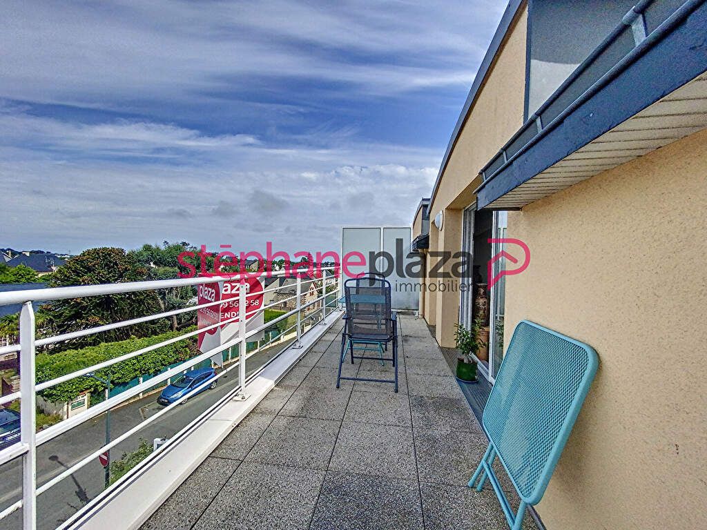 Achat appartement à vendre 3 pièces 62 m² - Dinard