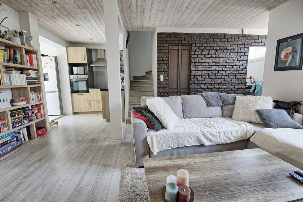 Achat maison à vendre 3 chambres 77 m² - Bordeaux