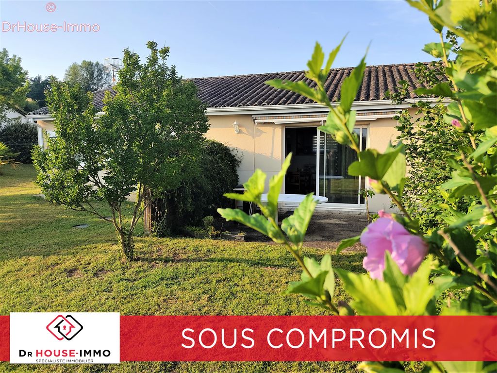 Achat maison à vendre 3 chambres 90 m² - Montpon-Ménestérol