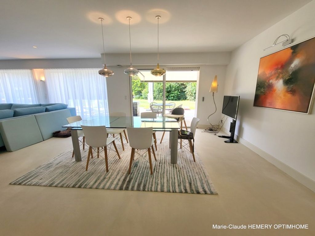 Achat maison à vendre 5 chambres 226 m² - Dinard