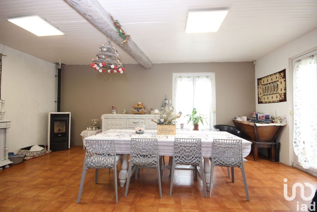 Achat maison à vendre 5 chambres 160 m² - Villelongue-de-la-Salanque