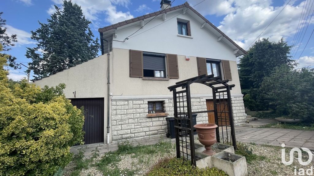 Achat maison à vendre 4 chambres 95 m² - Corbeil-Essonnes