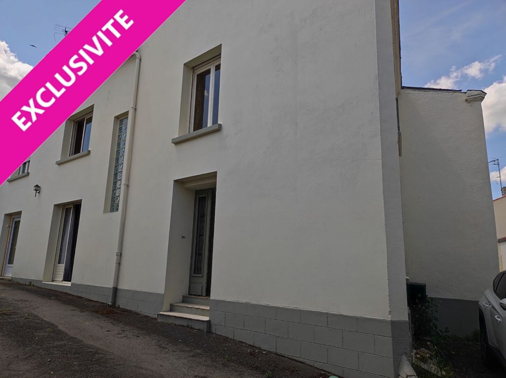 Achat maison à vendre 3 chambres 114 m² - Montrevault-sur-Èvre