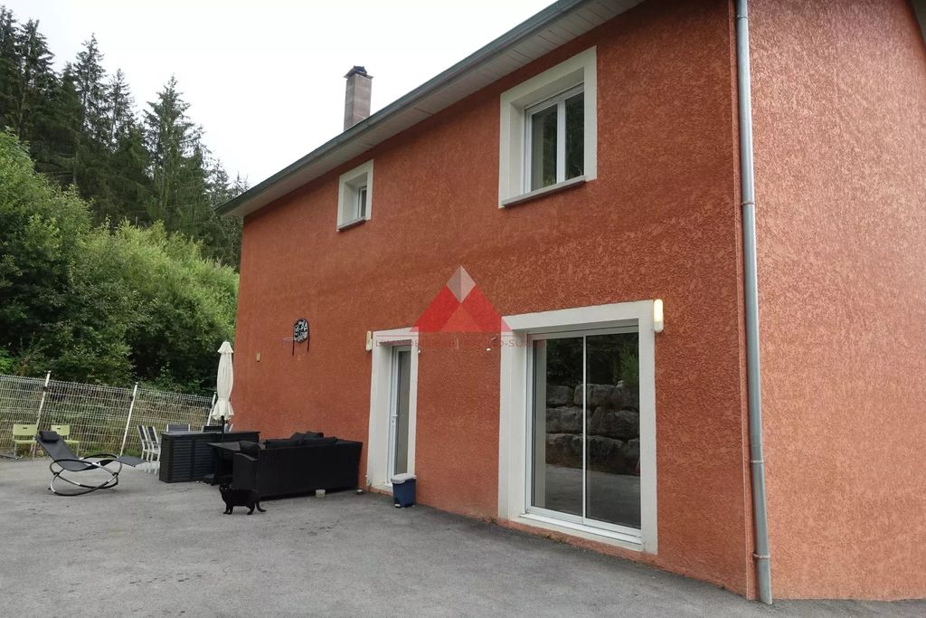 Achat maison à vendre 4 chambres 160 m² - Hauts-de-Bienne