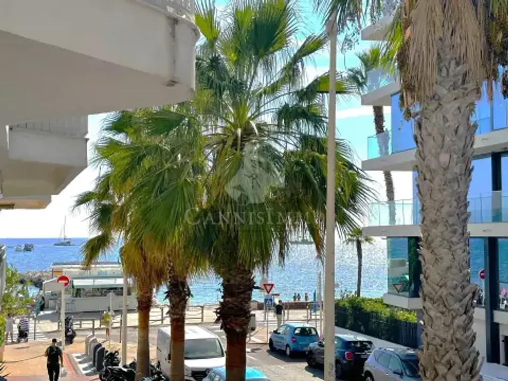 Achat appartement à vendre 4 pièces 98 m² - Cannes