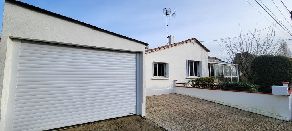 Achat maison à vendre 3 chambres 112 m² - La Chapelle-Palluau