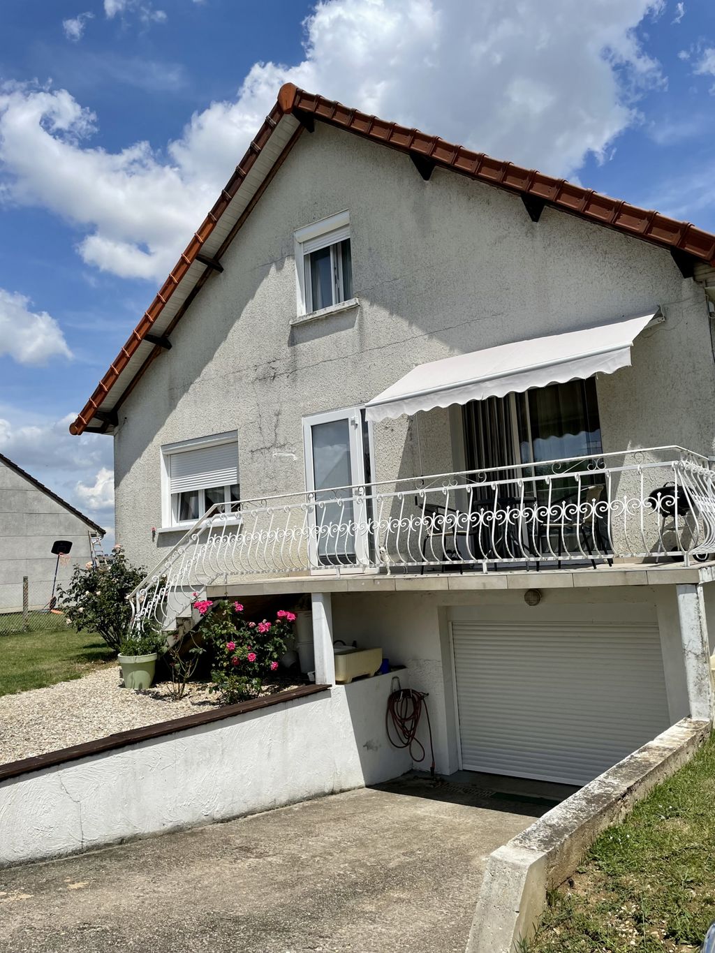 Achat maison à vendre 4 chambres 120 m² - Saint-Denis-lès-Sens