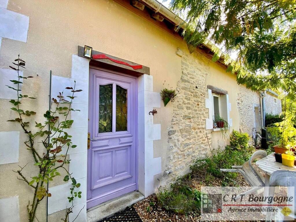 Achat maison à vendre 2 chambres 105 m² - Sainpuits