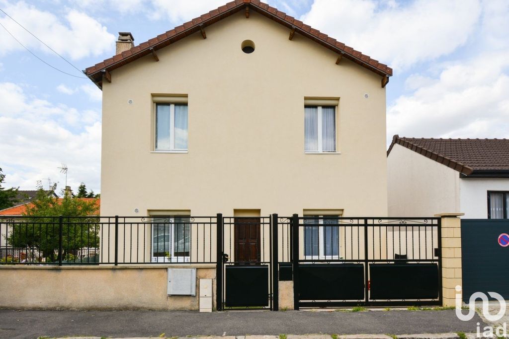 Achat maison à vendre 4 chambres 92 m² - Drancy