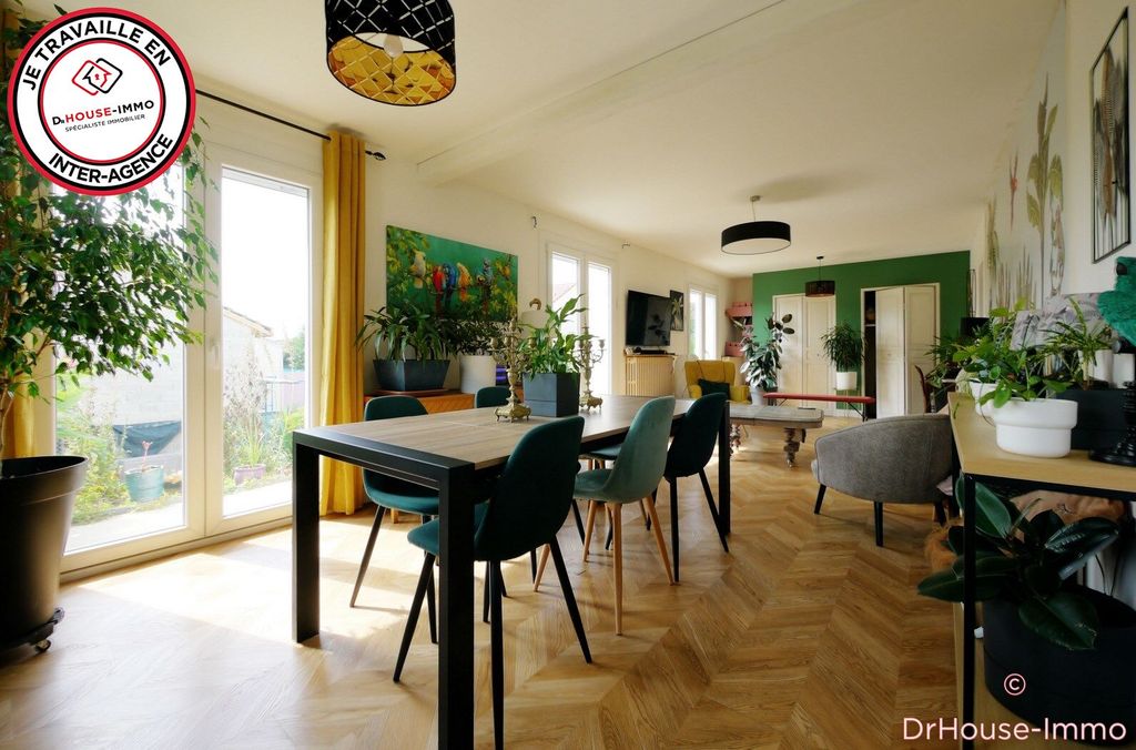 Achat maison à vendre 4 chambres 130 m² - La Chapelle-Saint-Luc