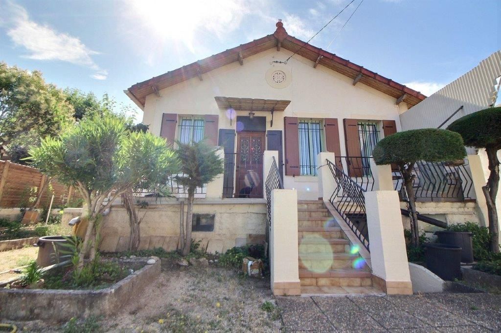 Achat maison à vendre 3 chambres 87 m² - Marseille 12ème arrondissement