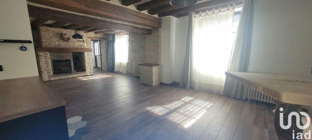 Achat maison à vendre 3 chambres 140 m² - Saint-Loup-de-Naud