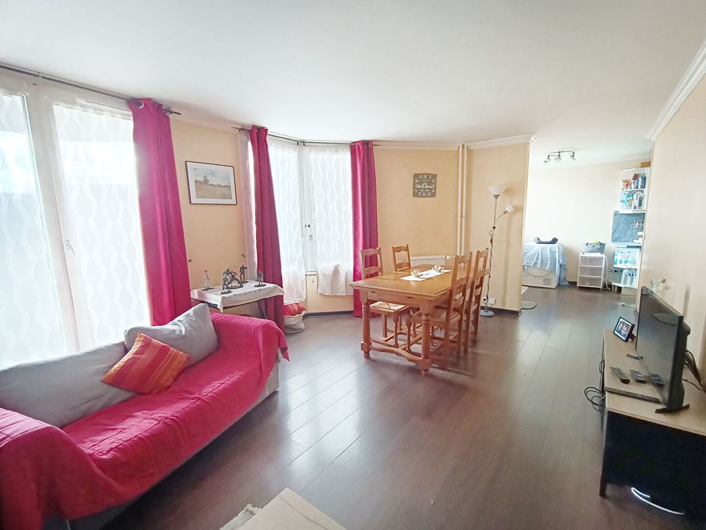 Achat appartement à vendre 4 pièces 84 m² - Champs-sur-Marne