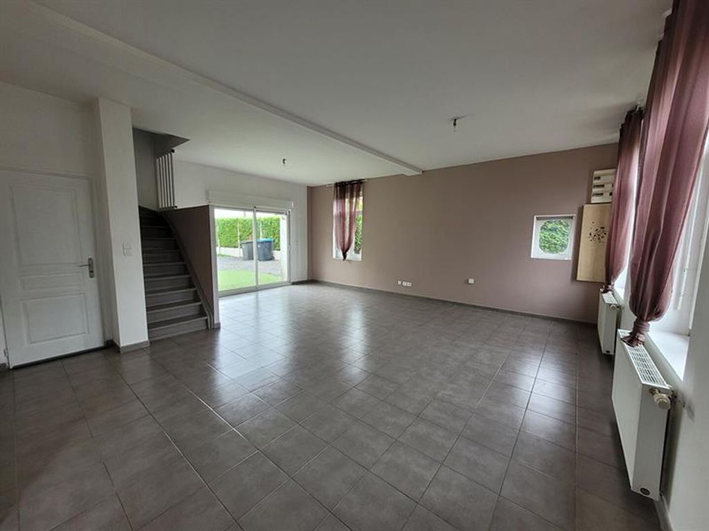 Achat maison à vendre 3 chambres 135 m² - Avesnes-le-Sec