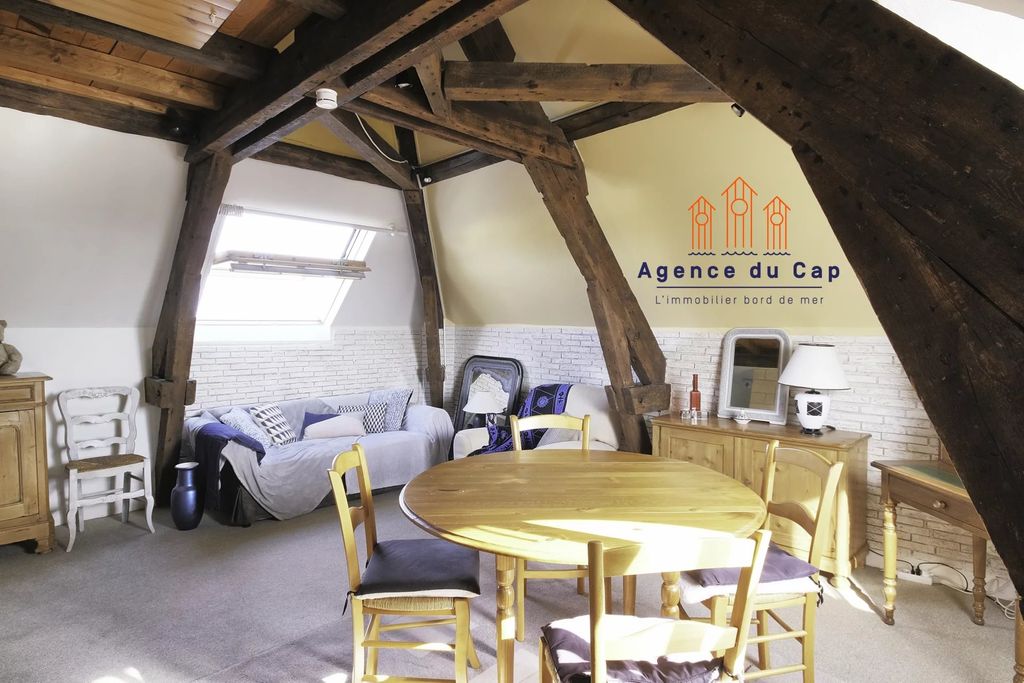 Achat appartement à vendre 2 pièces 32 m² - Saint-Aubin-sur-Mer