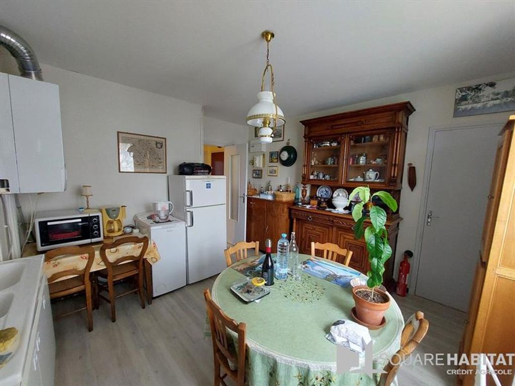 Achat appartement à vendre 3 pièces 76 m² - Clermont-Ferrand