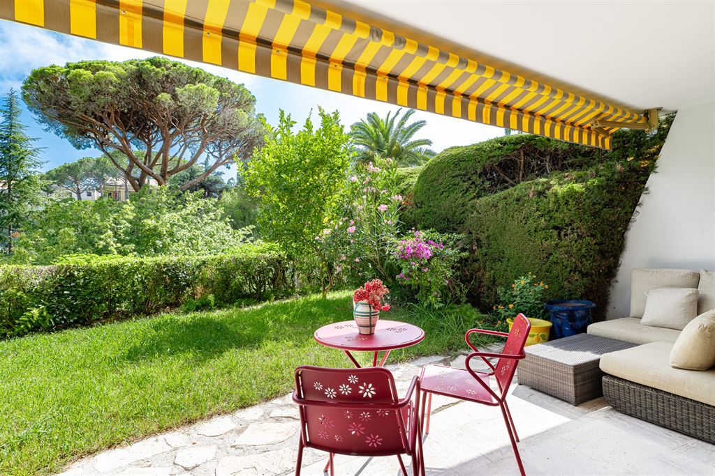 Achat appartement à vendre 2 pièces 56 m² - Cannes