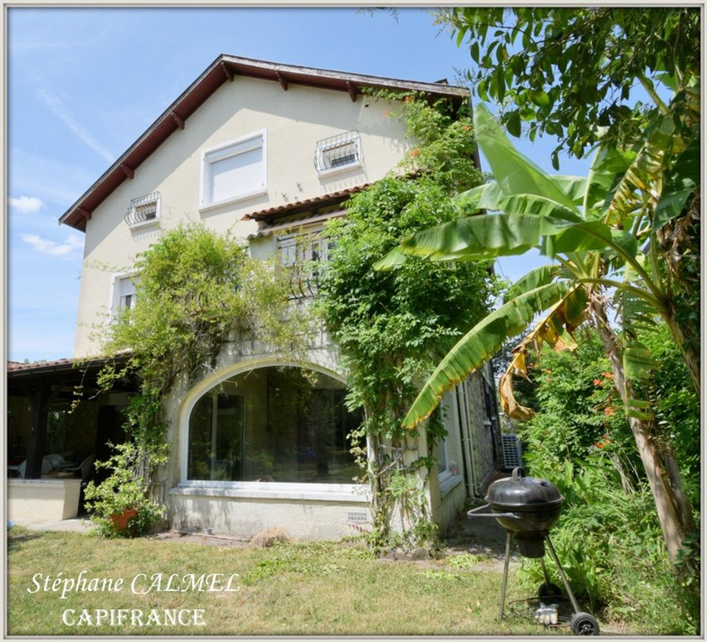 Achat maison à vendre 5 chambres 209 m² - Bergerac