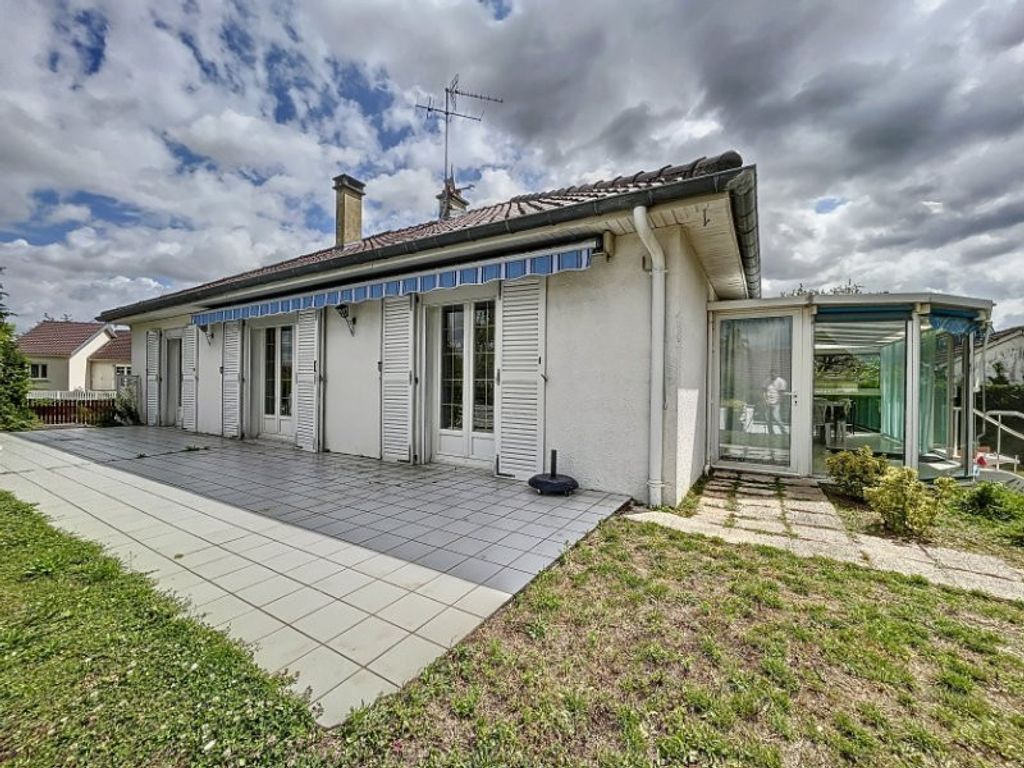 Achat maison à vendre 3 chambres 101 m² - Pont-Sainte-Marie