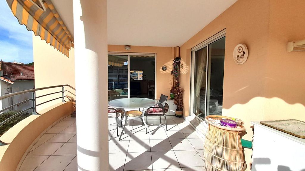 Achat appartement 4 pièce(s) Fréjus