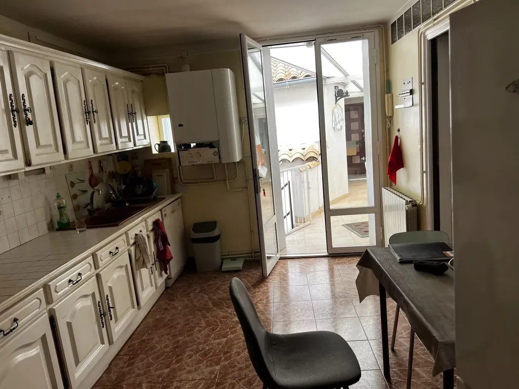 Achat maison à vendre 2 chambres 93 m² - Lodève