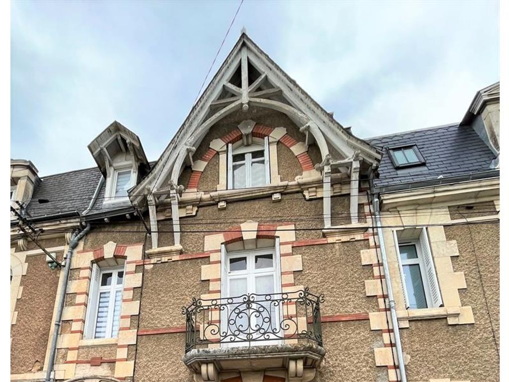 Achat maison à vendre 4 chambres 140 m² - Poitiers