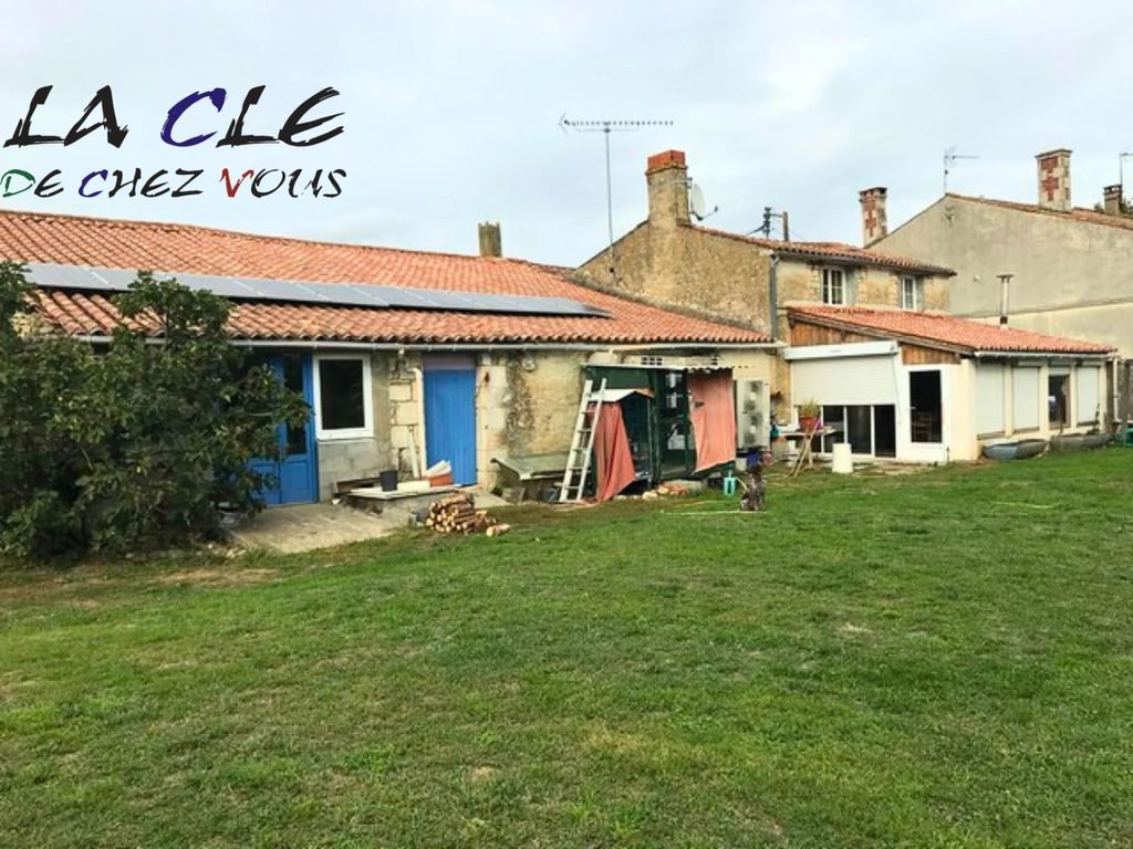 Achat maison à vendre 3 chambres 151 m² - Maillezais