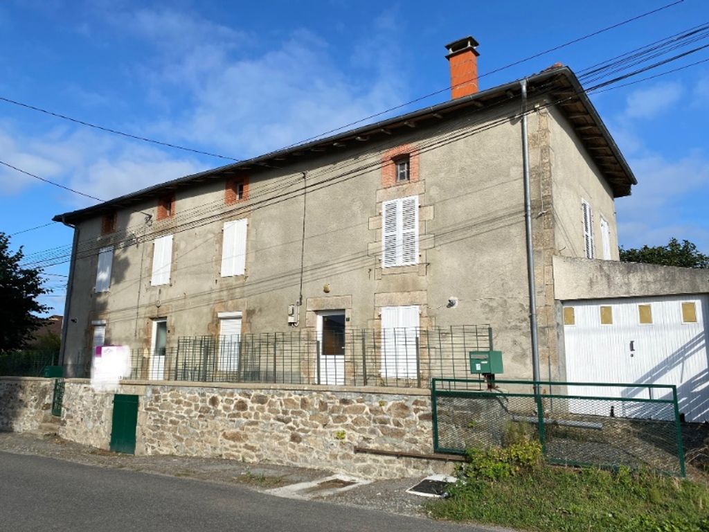Achat maison à vendre 5 chambres 147 m² - Saint-Gence