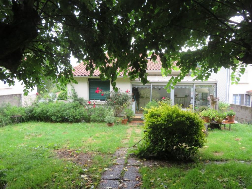 Achat maison à vendre 3 chambres 125 m² - Foix