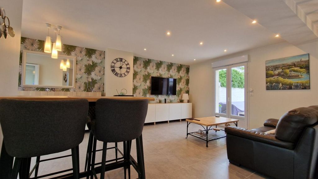Achat maison à vendre 3 chambres 108 m² - Soissons