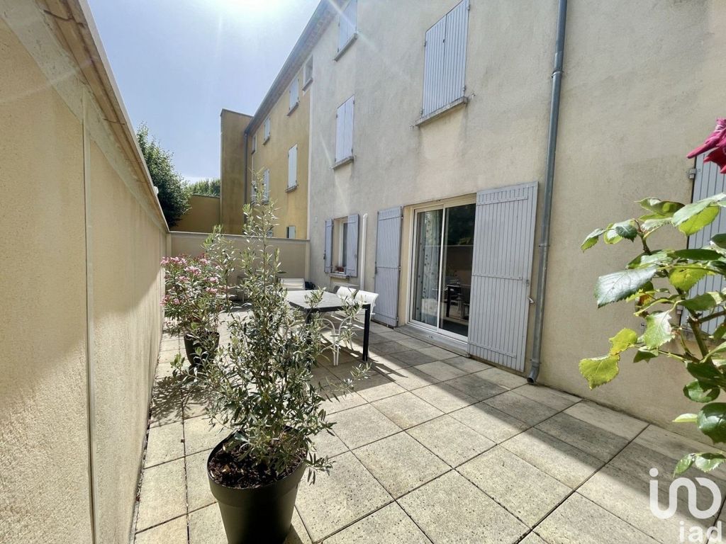 Achat appartement à vendre 2 pièces 46 m² - Sainte-Cécile-les-Vignes