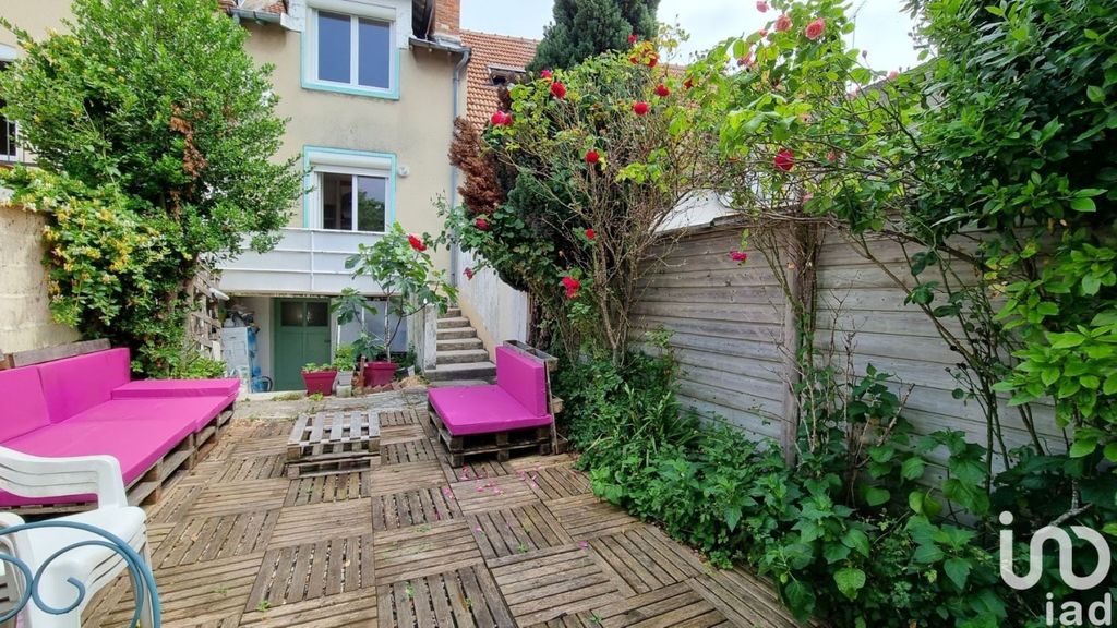Achat maison à vendre 2 chambres 85 m² - Romilly-sur-Seine