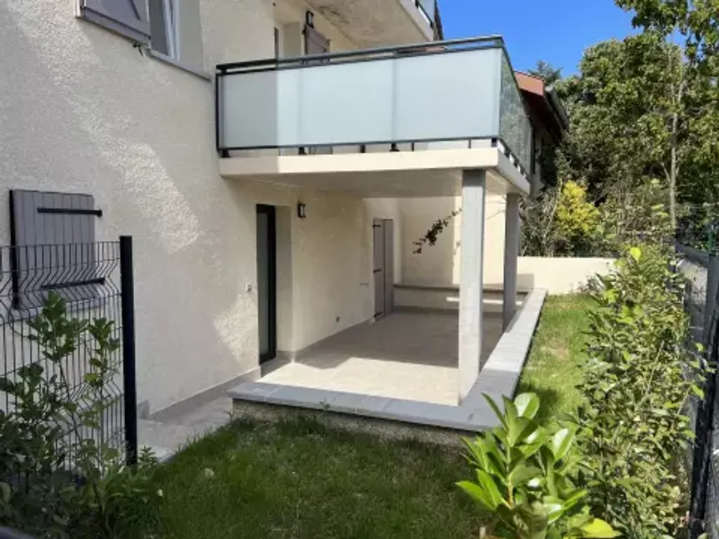 Achat appartement à vendre 3 pièces 58 m² - Thonon-les-Bains