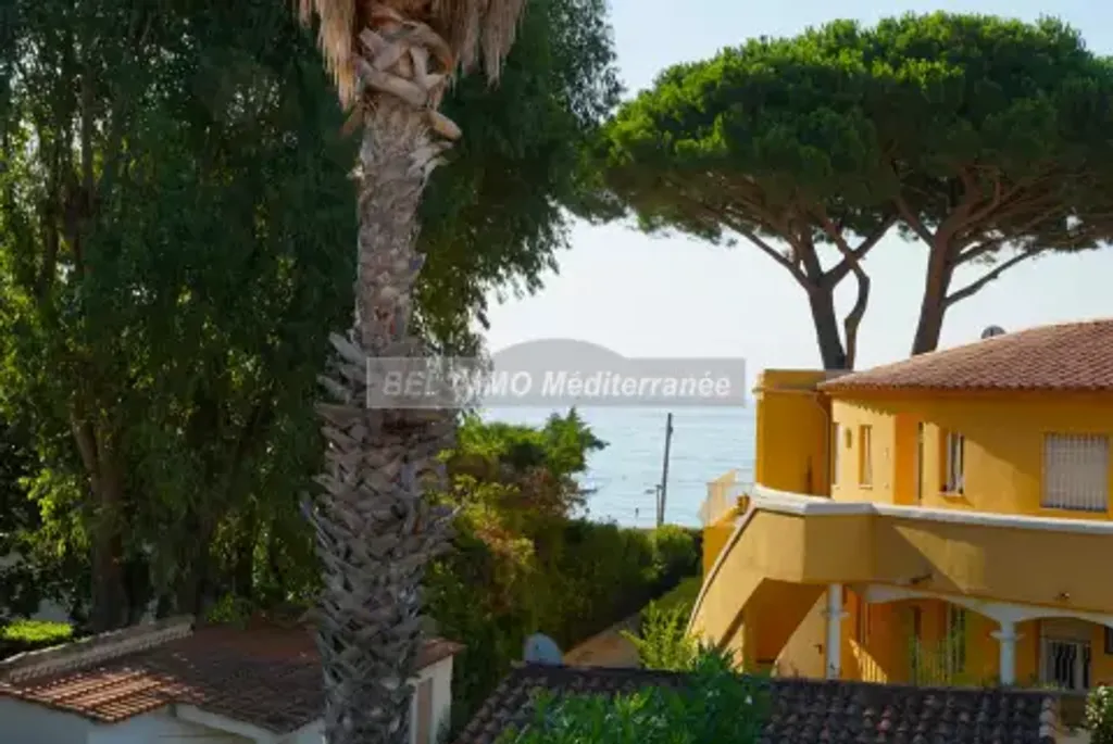 Achat maison à vendre 3 chambres 72 m² - Cavalaire-sur-Mer