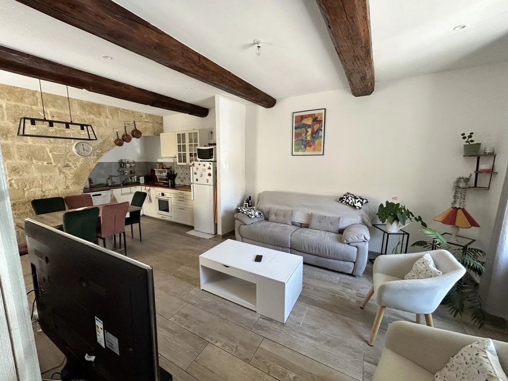 Achat maison à vendre 2 chambres 77 m² - Marsillargues