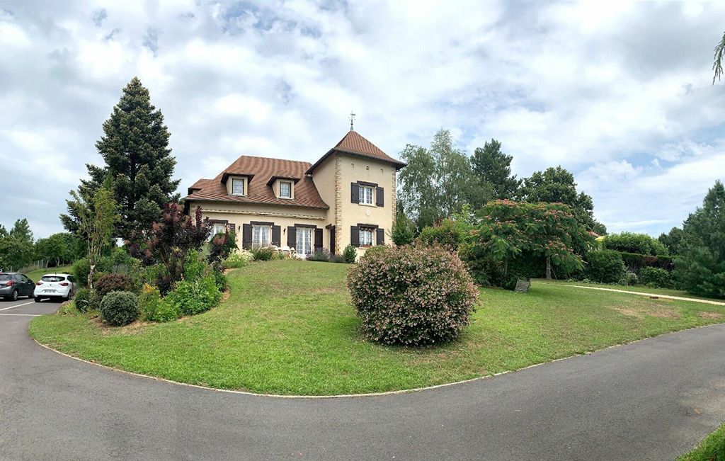 Achat maison à vendre 4 chambres 169 m² - Verneuil-sur-Vienne