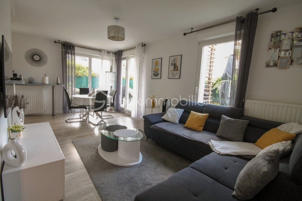 Achat appartement à vendre 4 pièces 72 m² - Lieusaint