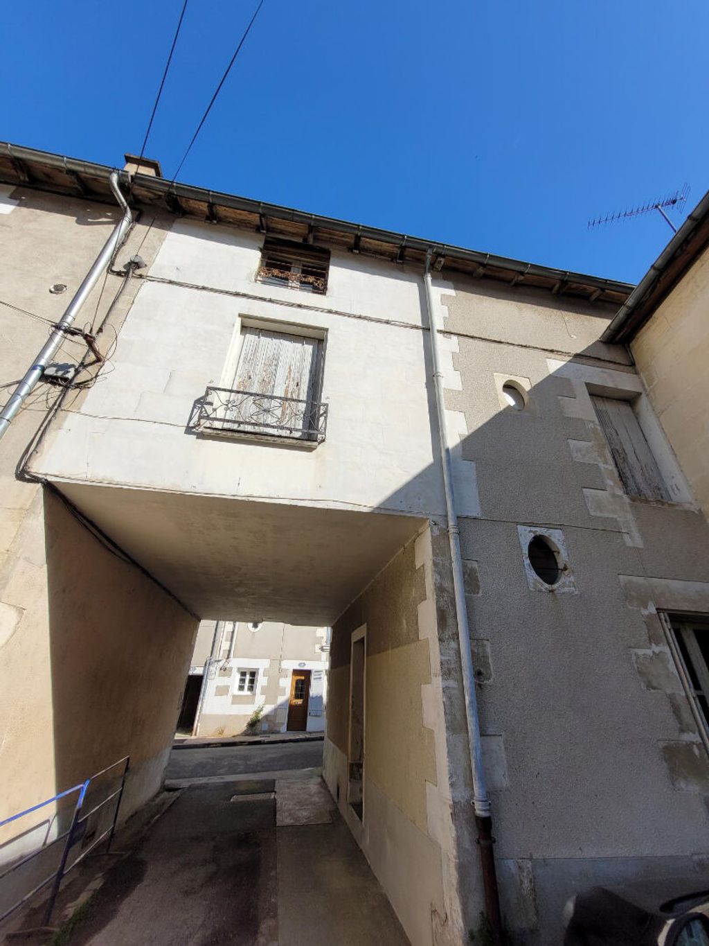 Achat maison à vendre 4 chambres 111 m² - Poitiers